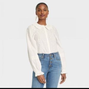 Universal thread women’s balloon long sleeve button down shirt